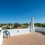 Villa Carosim - Quiet Location, Close To Beach, Private Carvoeiro