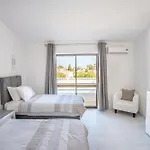 Villa Carosim - Quiet Location, Close To Beach, Private Carvoeiro