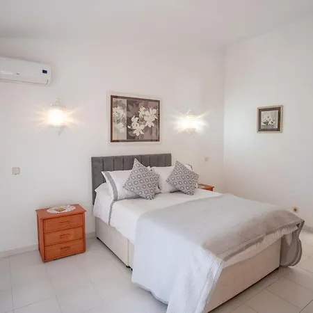 Carosim - Quiet Location, Close To Beach, Private