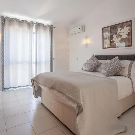 Villa Carosim - Quiet Location, Close To Beach, Private