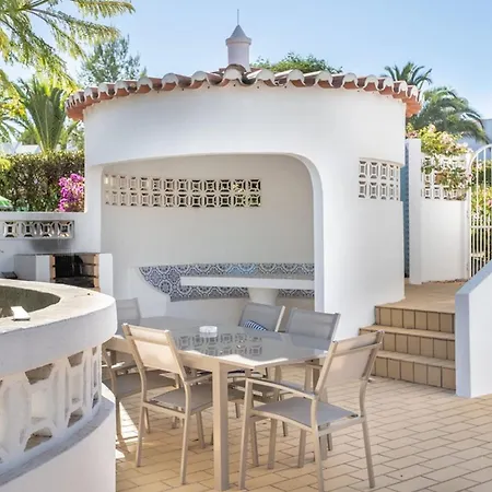 Villa Carosim - Quiet Location, Close To Beach, Private *
